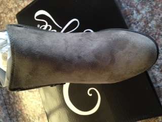 **STUNNING LADIES GREY SUEDE LIKE SHORT HEEL BOOT*** SIZE 5 1/2***BRAND NEW**