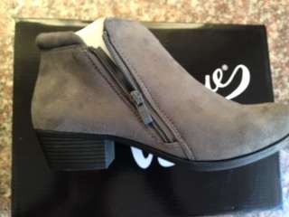 **STUNNING LADIES GREY SUEDE LIKE SHORT HEEL BOOT*** SIZE 5 1/2***BRAND NEW**
