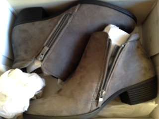 **STUNNING LADIES GREY SUEDE LIKE SHORT HEEL BOOT*** SIZE 5 1/2***BRAND NEW**