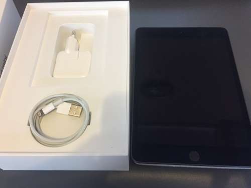 Ipad Mini 5 - 5th Generation - 64GB - WIFI - SPACE GRAY - Immaculate - Laut Folio Cover + Pencil
