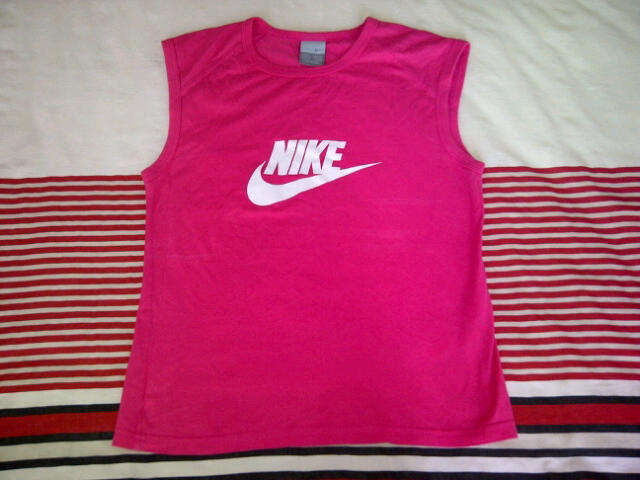 Pink Nike Ladies t hirt in great condition