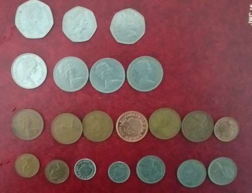 COLLECTION OF X 21 UK COINS