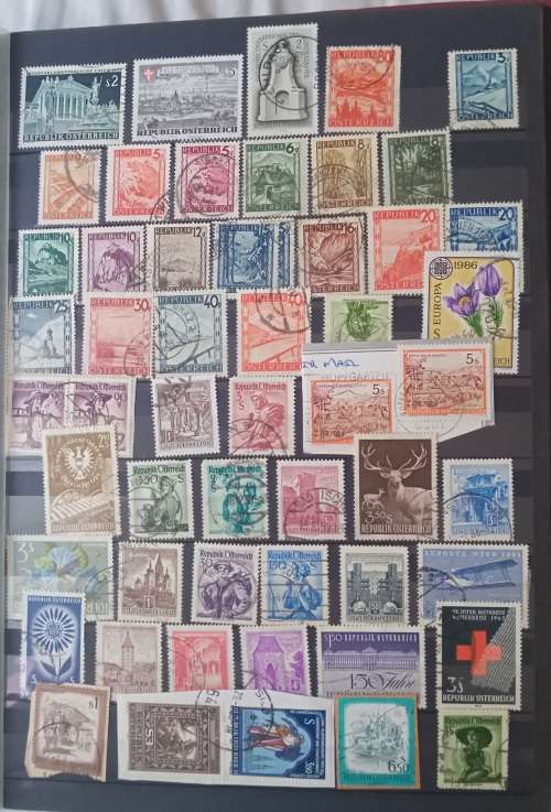 DAVO NEROFF 22 PAGES ALBUM HAS 9 PAGES OF AUSTRIAN STAMPS USED SOME OLDER ONES