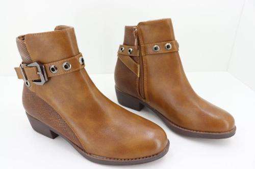 Quality ankle boot for ladies : U.K. /SA size. 5