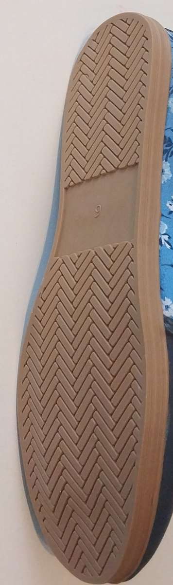 Ladies Sole Feel shoes