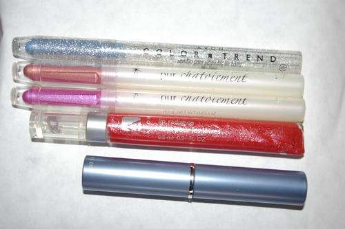 AVON  MAKE-UP: 5 ITEMS :SEALED: