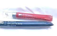 AVON :LIP RADIANCE : NEW & SEALED