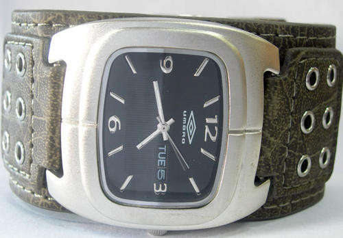 Brand New Umbro Mens watch, Stunning with Date.