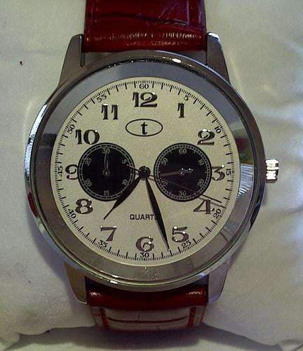 Brand New Ladies Gift Boxed Fashion watch - Padded strap