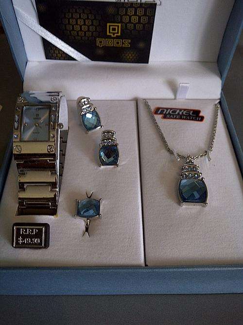 **BRAND NEW** LADIES WATCH GIFT SET (BLUE) - MOTHERS DAY GIFT