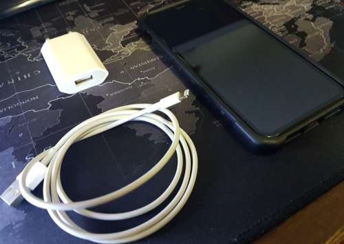 BARGIN! iPhone XR RED 128GB with Charger, BOX and UAG Cover