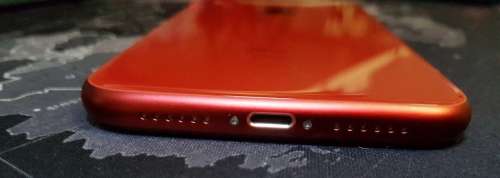 BARGIN! iPhone XR RED 128GB with Charger, BOX and UAG Cover