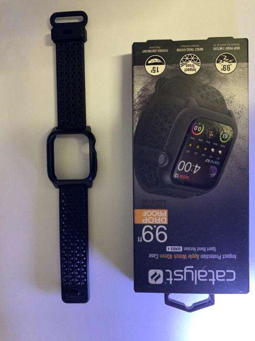 Apple Watch Series 4 Nike 40mm with Extras!