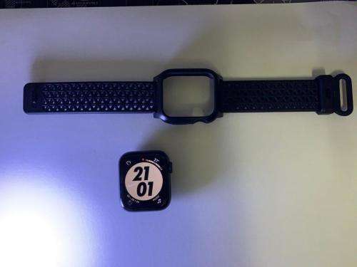 Apple Watch Series 4 Nike 40mm with Extras!