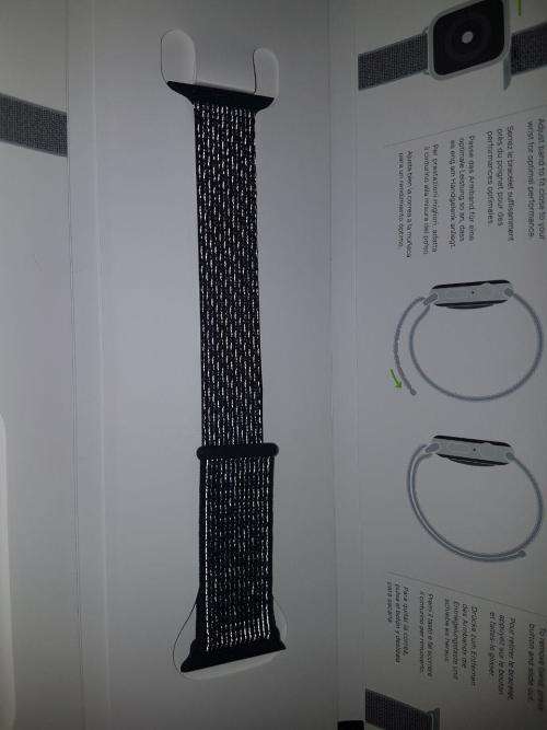 Apple Watch Series 4 Nike 40mm with Extras!