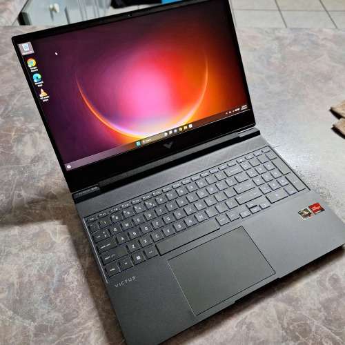 HP Victus Ryzen 5 5600H / 16GB DDR4 RAM /  512GB NVME SSD / Full HD /  RX6500M Graphics