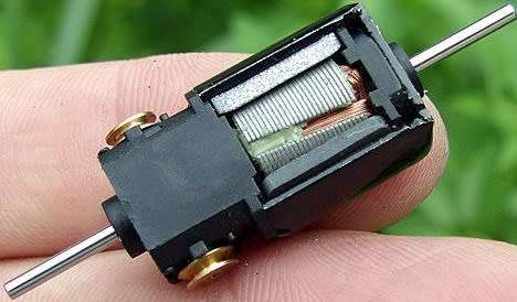 12 Volt 5-pole skew wound DC motor