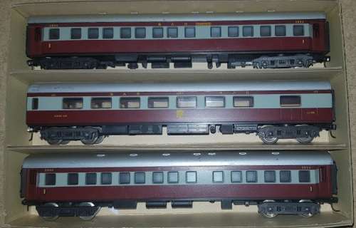 LIMA HO - SOUTH AFRICAN SAR/SAS TRANS KAROO PASSENGER COACH SET