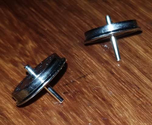 Atlas HO Scale Wheelsets - 15mm dia wheels, 1.5mm dia axles - Nickle Silver