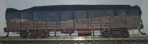 SAR HO B-2 Wagon With Tarpaulin Cover - Kadee Couplers - Runs on 12mm Track