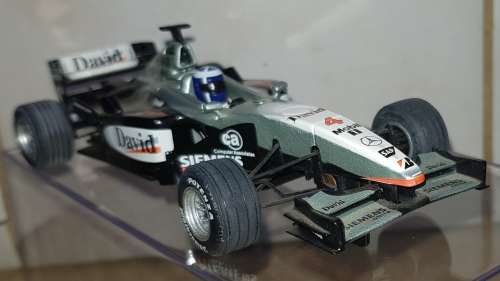 SCX 1:32 F1 Mclaren MP4-16 #4 David Coulthard Slot Car