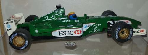 SCX 1:32 F1 Jaguar Racing R3 #14 Sepang Slot Car