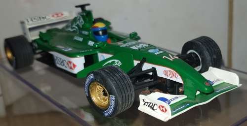 SCX 1:32 F1 Jaguar Racing R3 #14 Sepang Slot Car
