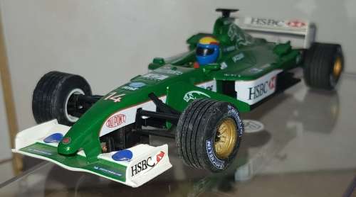 SCX 1:32 F1 Jaguar Racing R3 #14 Sepang Slot Car