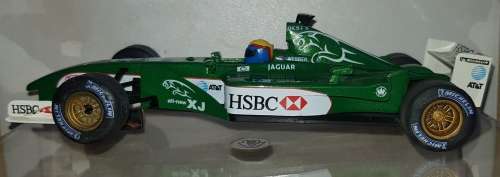 SCX 1:32 F1 Jaguar Racing R3 #14 Sepang Slot Car