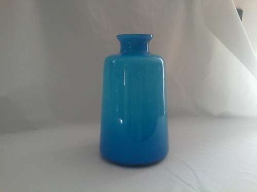 Large Turquoise white cased vase
