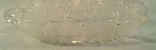 Pretty pressed glass handled vintage biscuit or snack dish