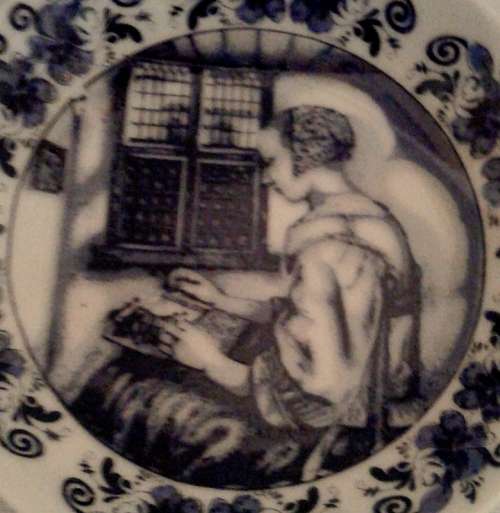 Two small OUDE MOLEN FABRIEK BV Delft Display plates