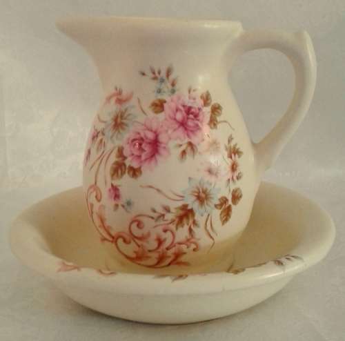 Lovely small old Jug and Bowl. Great decorative piece.