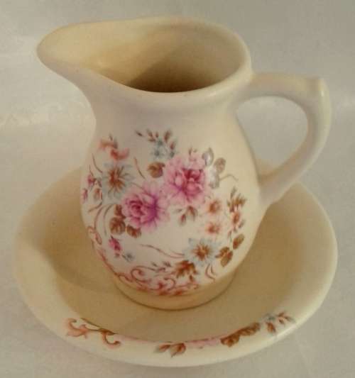 Lovely small old Jug and Bowl. Great decorative piece.