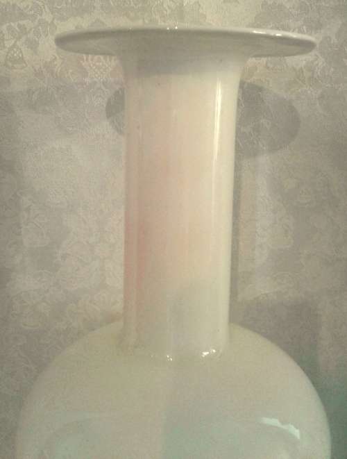 Very large white opaque vase (please read full description)