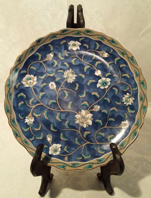 Beautiful ETUDE plate by Takahasni, hand decorated - San Fansico