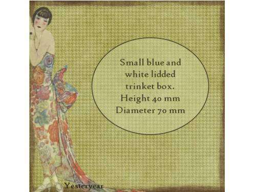Sweet Blue and white porcelain trinket Box
