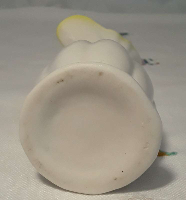 Pair of small vintage vases with roses