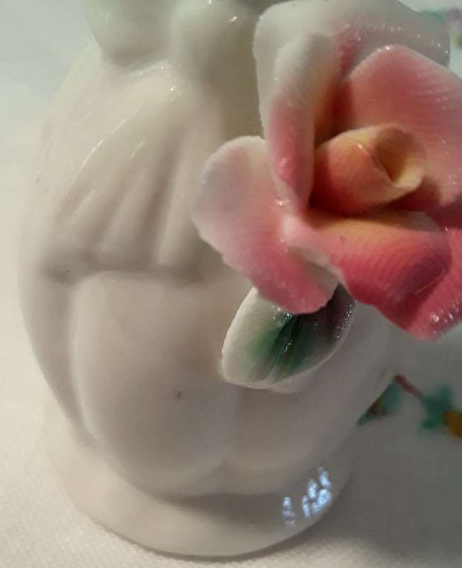 Pair of small vintage vases with roses