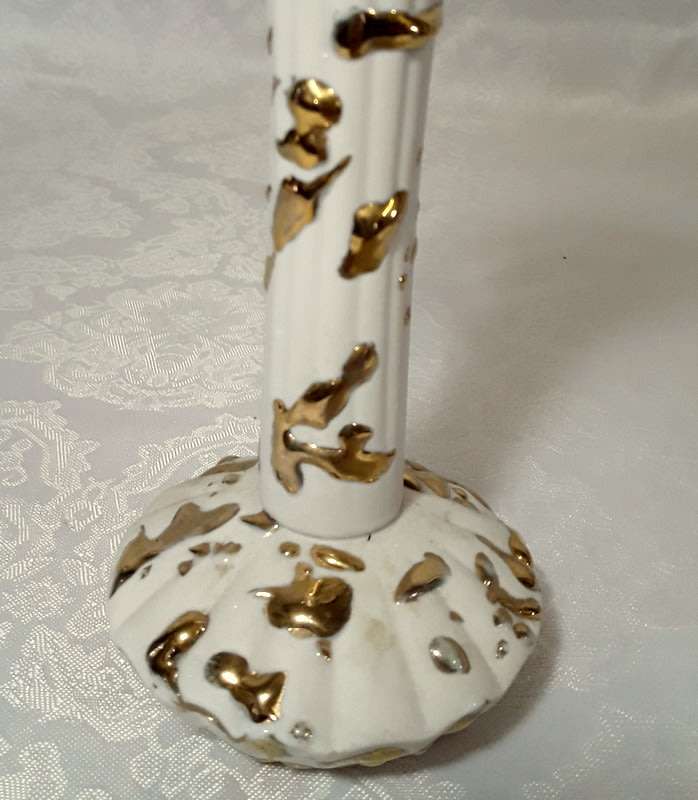 Dazzling vintage white and gold vase