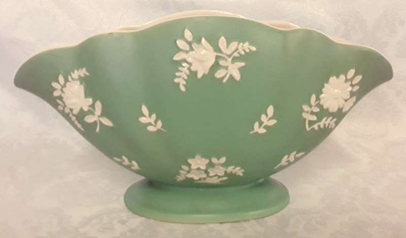 Stunning MALING Fan Vase  Satin Green with white Floral Springs 1920 - 1939