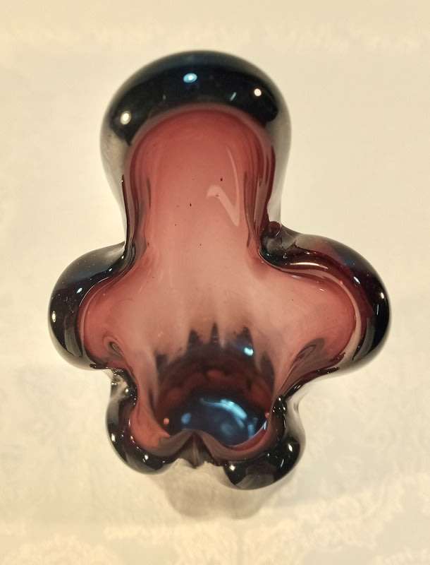 Vinking Swung Glass Finger vase 1950s Amethyst