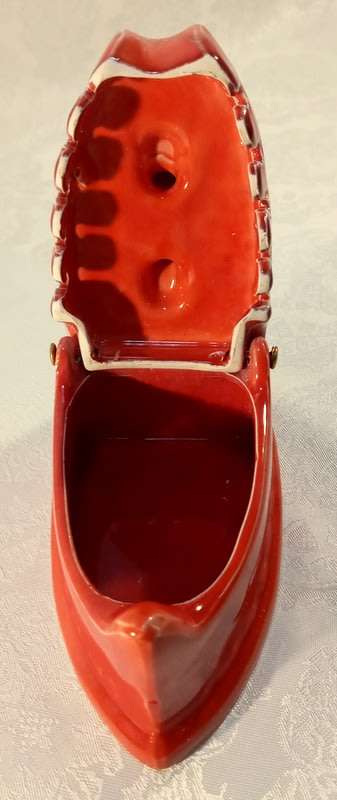 Balboa 1950s Red Iron Ornament