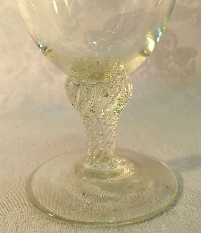 Palcon vintage clear bud vase