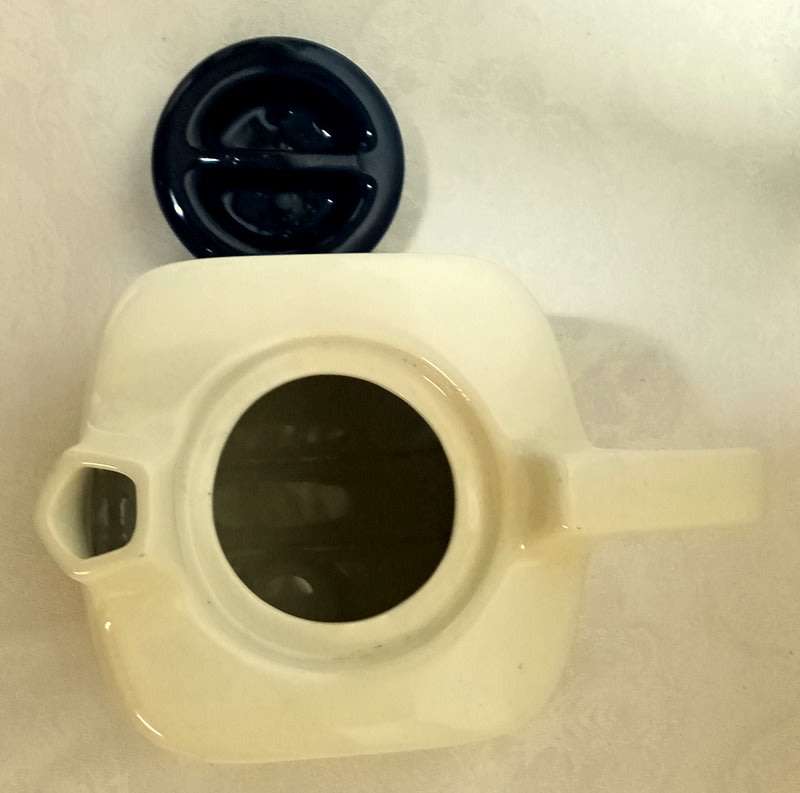 1970s RETRO Goblin Tea Pot -  Made in England