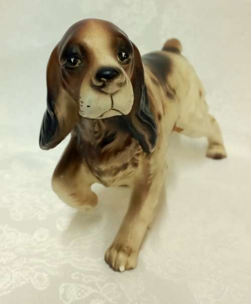 Vintage brown and white Springer Spaniel Dog figurine