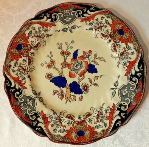 Royal Doulton Matsumai Plate  Dates 1902-1922