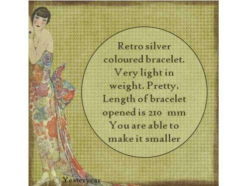 Retro silver coloured bracelet