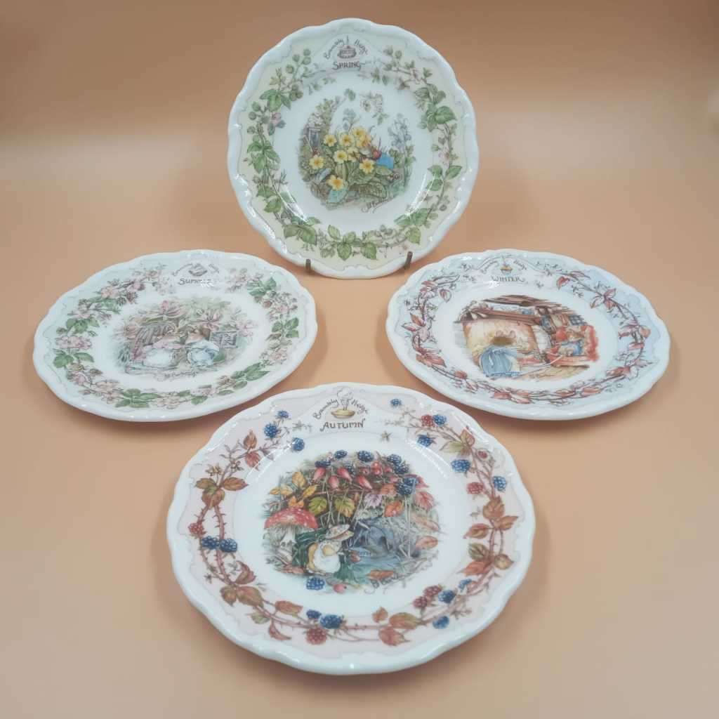 Royal Doulton BRAMBLY Hedge SUMMER WINTER AUTUMN SPRING series afternoon tea plates