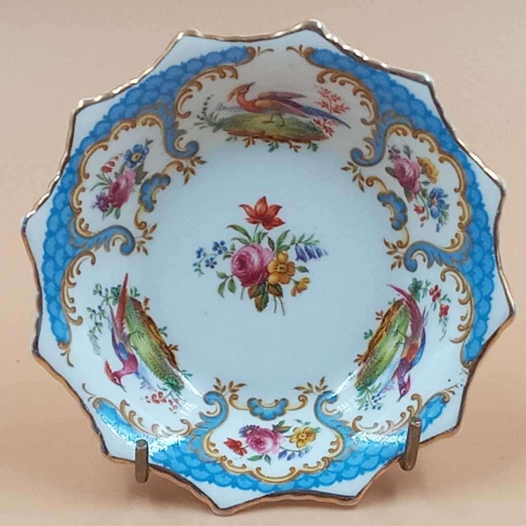 Vintage Grosvenor China, England small pin dish / bowl